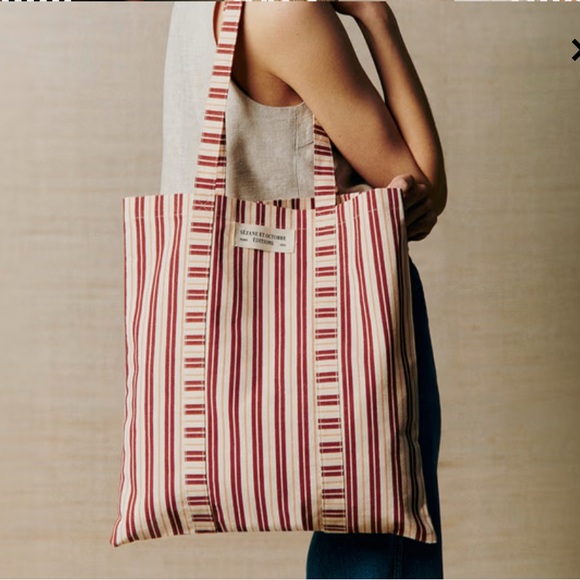 Sezane Handbags - SÉZANE RED CANVAS VERTICAL STRIPES TOTE BAG NEW